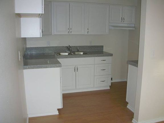 3rd image of 601 SE 8th Ave APT C102