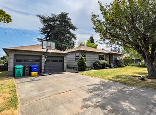 1810 SE 74th Ave, Portland, OR 97215