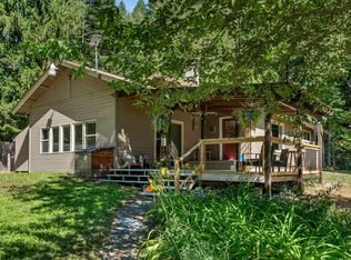 431 Creekside Ln, Hope, ID 83836