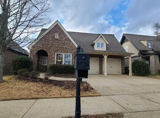2121 Chalybe Dr, Hoover, AL 35226