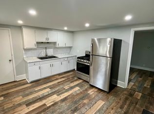 687 Quaker Rd, East Aurora, NY 14052