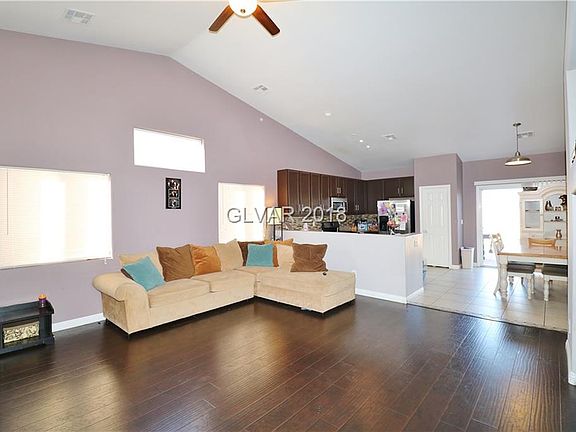 3rd image of 6066 Darnley St
