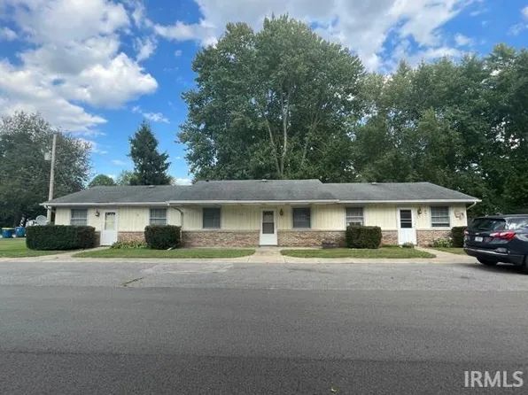 112 N Lake St, Lakeville, IN 46536