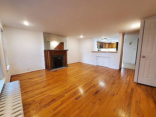 3rd image of 245 11th St #1