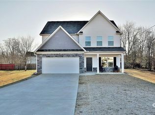 45 Churchhill Dr, Fort Mitchell, AL 36856