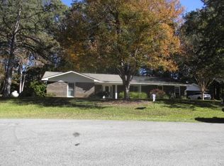 1892 Cathy Cir, Alexander City, AL 35010