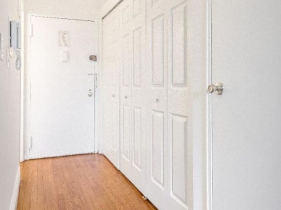 5th image of 154 W 70th St APT 6M