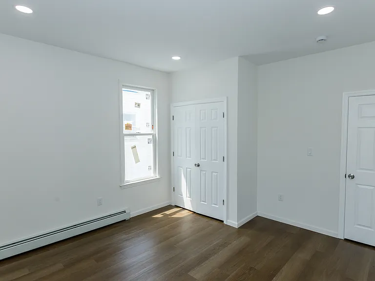 182 Ellery Ave #2 — Photo 29