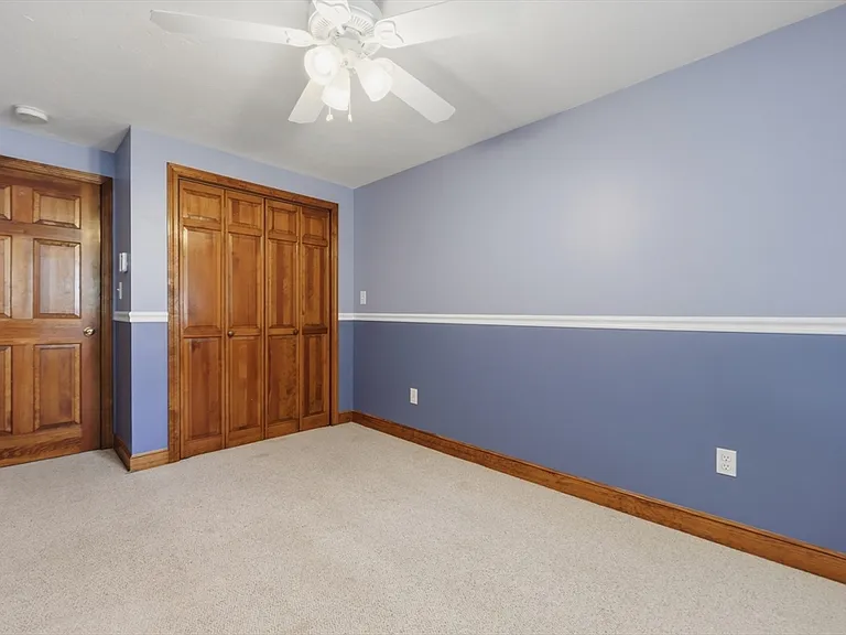 21 Janet Cir #2 — Photo 35