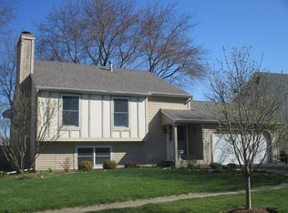 1414 Adams Ave, St Charles, IL 60174