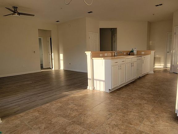 4th image of 13364 Beach Blvd Unit 1001