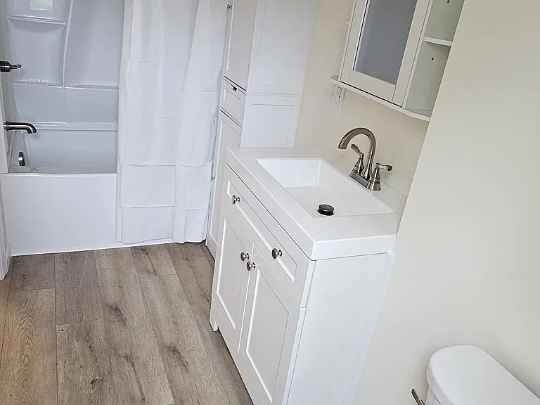 1852 Astolat Rd #101 — Photo 7