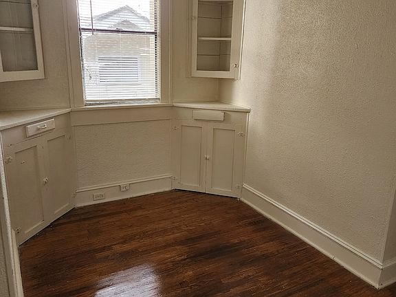 2nd image of 741 McCormick St #741