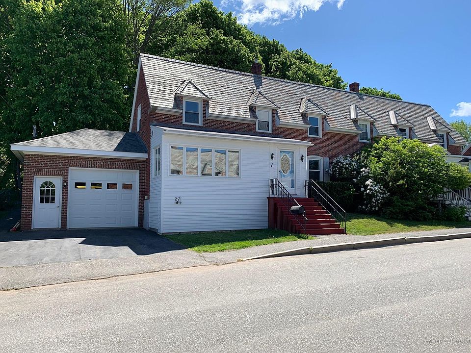 1st image of 27 Meadow Way