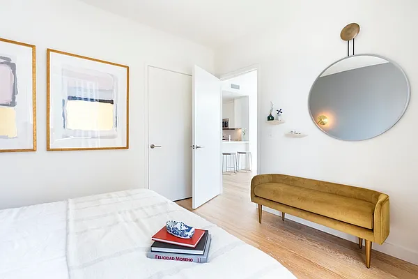 Rented by Greystar | media 23