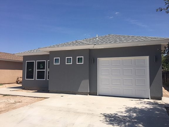 3rd image of 1510 Doctora Eve Perez Ln