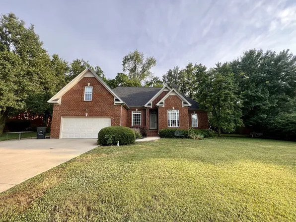 218 Savannah Rdg, Murfreesboro, TN 37127