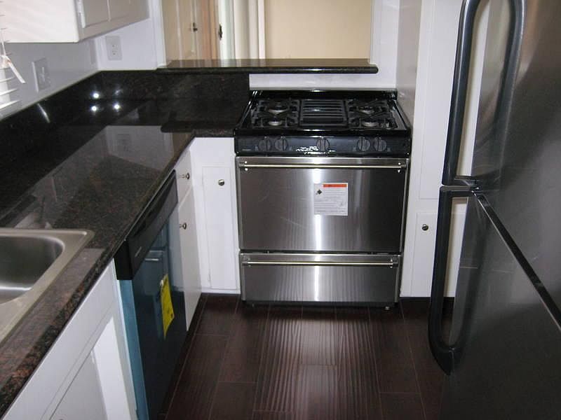 1st image of 11616 Gorham Ave APT 8