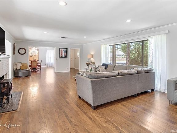 5th image of 7004 Gilbert Dr