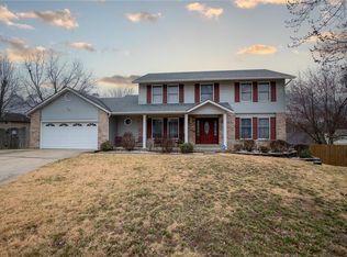 834 Colby Ln, Saint Peters, MO 63376