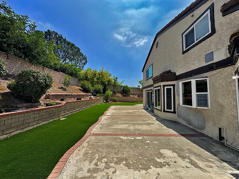20529 Pacific Dr — Photo 31
