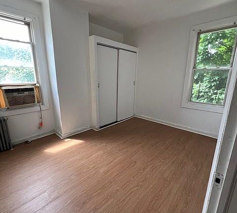 5th image of 57 Taft Ave APT 2
