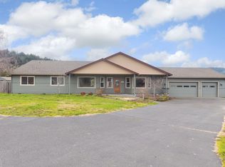 2015 Sleepy Hollow Loop, Grants Pass, OR 97527