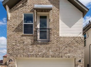 5616 Bertellis Ln, Houston, TX 77091