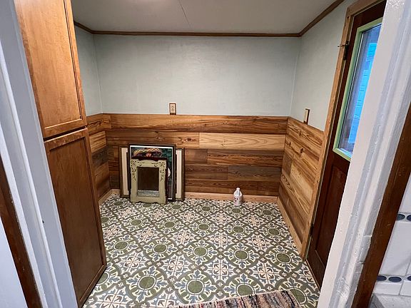Mud room