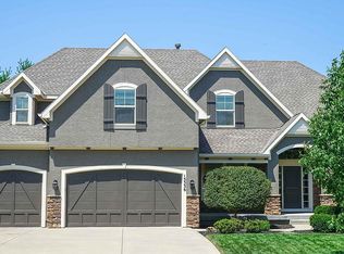 15536 Grandview St, Overland Park, KS 66221