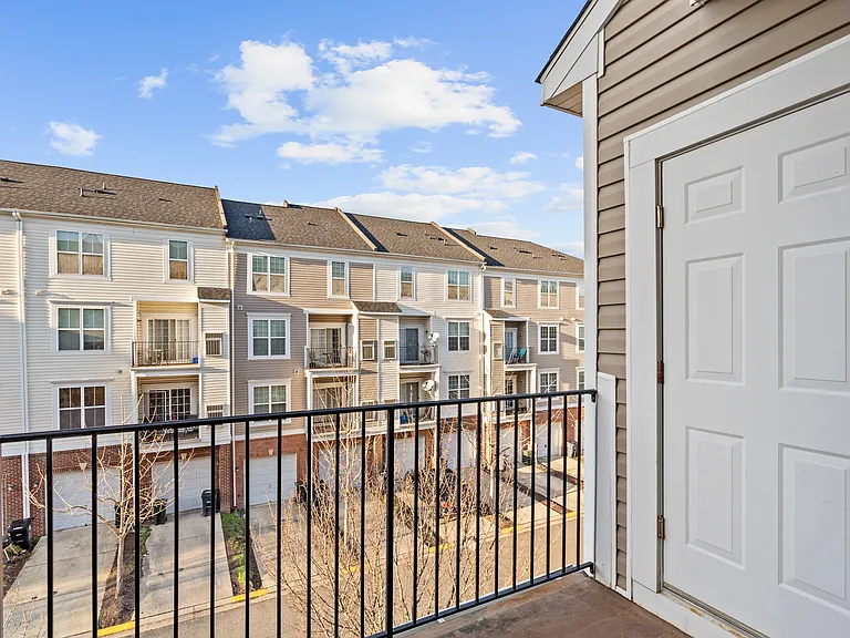 5530 Capital Gateway Dr #404 — Photo 10