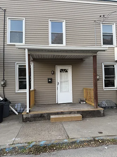 903 Cliff St Photo 1