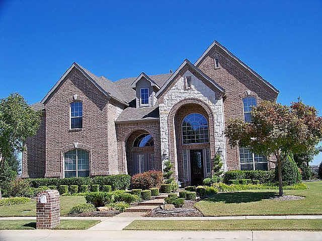 1st image of 913 Evening Shade Ln