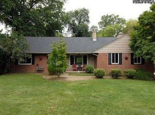 23353 S Melrose Dr, Westlake, OH
