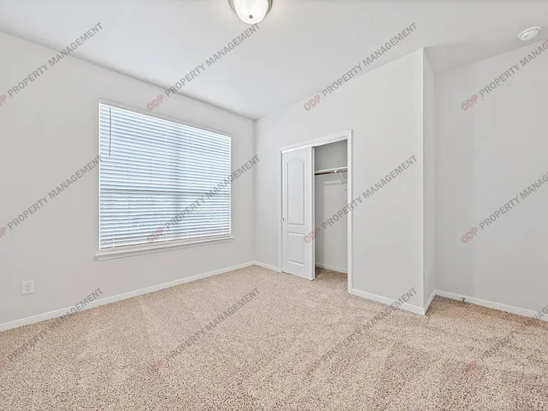 2221 Chia Ct — Photo 9