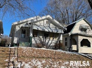 636 Haungs Ave, Peoria, IL