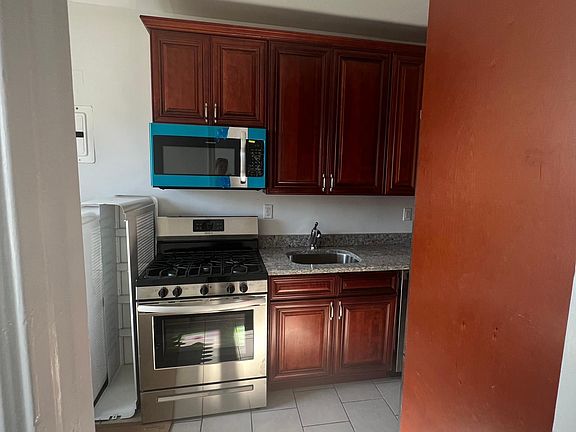 3rd image of 6 Park Ave #1A