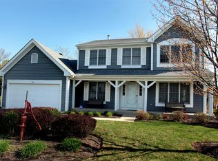 6803 Foxworth Ln, Gurnee, IL