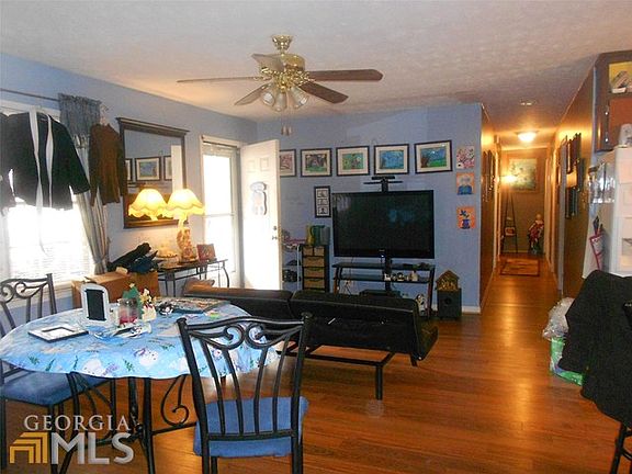4th image of 1160 Little Creek Ln