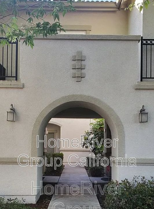 1st image of 3301 N Park Dr Unit 713
