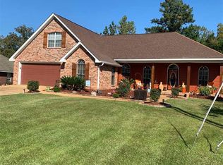 422 Hillandale Dr, Jackson, MS 39212