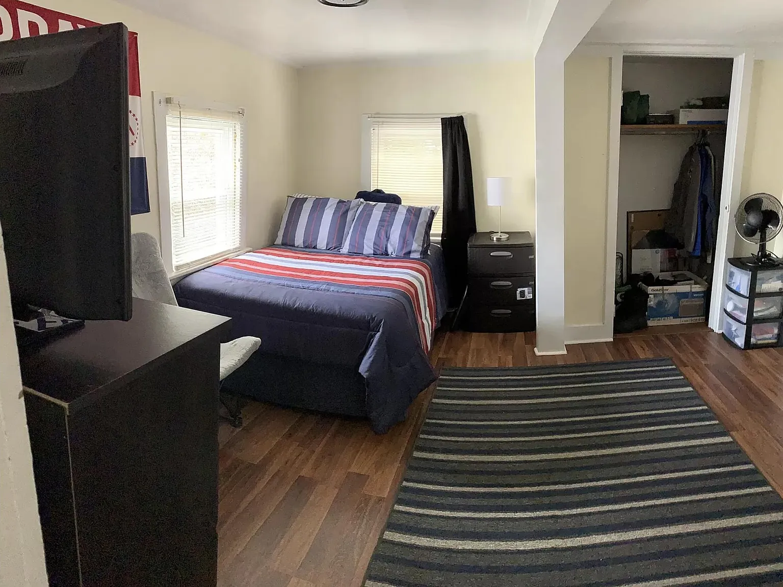 4 bed, 1408 sqft, $2,300 — Photo 2
