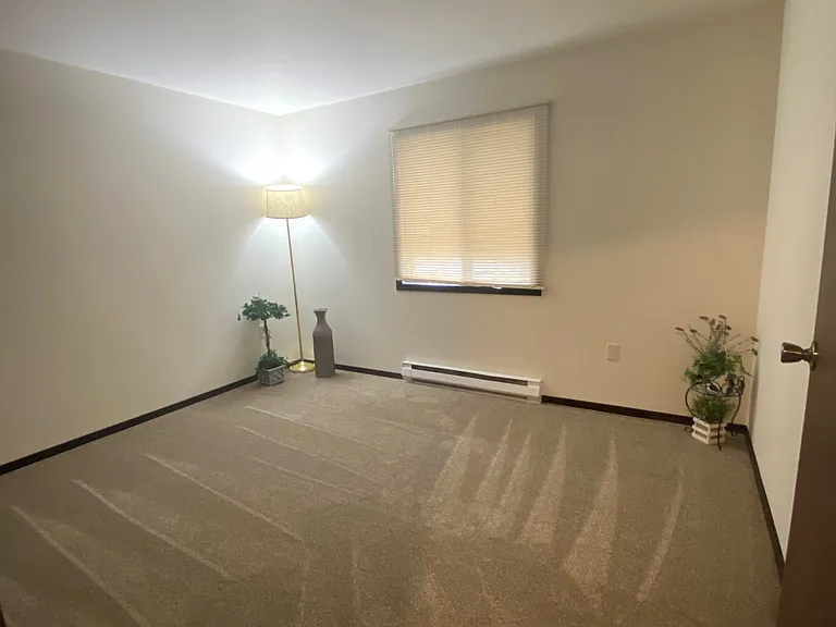 1712 S 115th Ct #3 — Photo 6