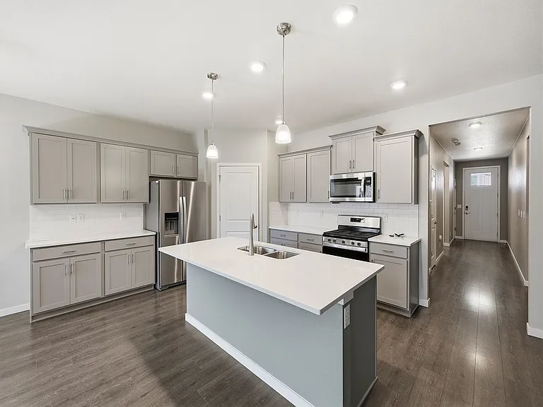 908 Rollins Den Dr — Photo 5