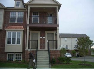 28027 Hopkins Dr #1, Novi, MI 48377