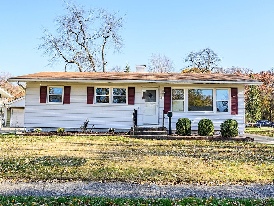 1st image of 90 Indianwood Dr