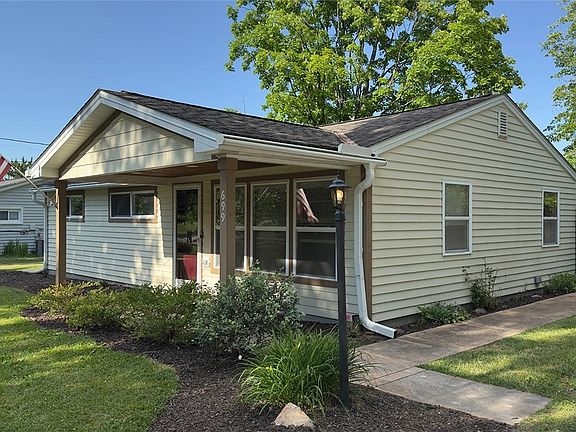 2nd image of 699 Hadcock Rd