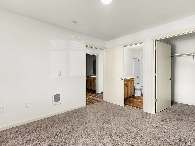 960 W Felicity Ln #201 — Photo 9