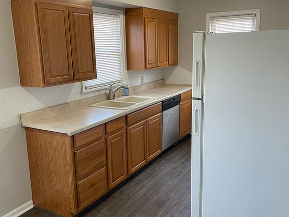 5th image of 6116 Evans St