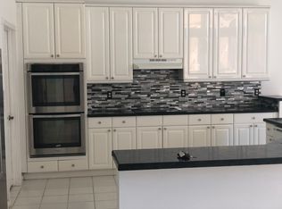 19220 Cloister Lake Ln, Boca Raton, FL 33498